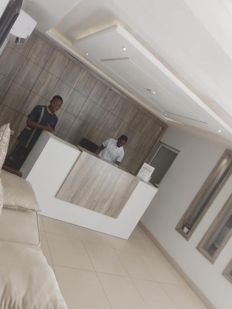 Swiss Pearl Continental Suite Wupa Екстер'єр фото