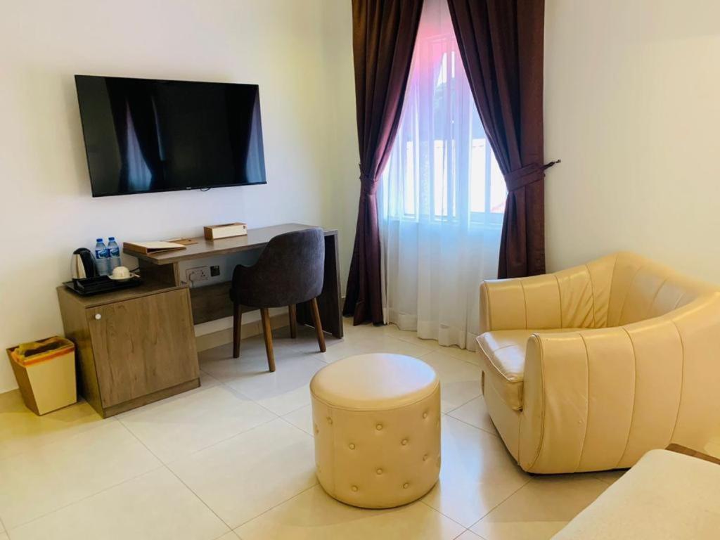 Swiss Pearl Continental Suite Wupa Екстер'єр фото